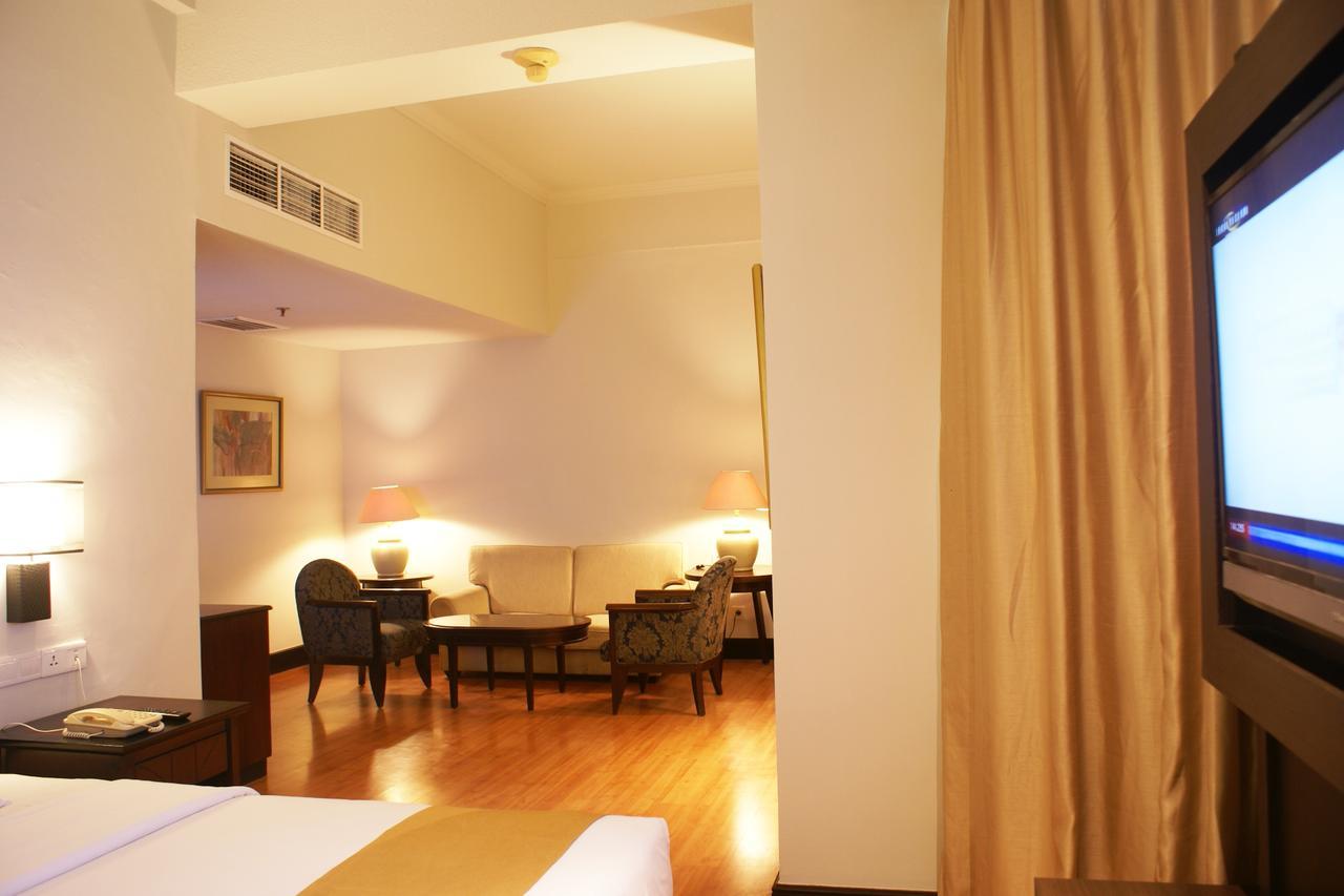 The Acacia Hotel Jacarta Exterior foto